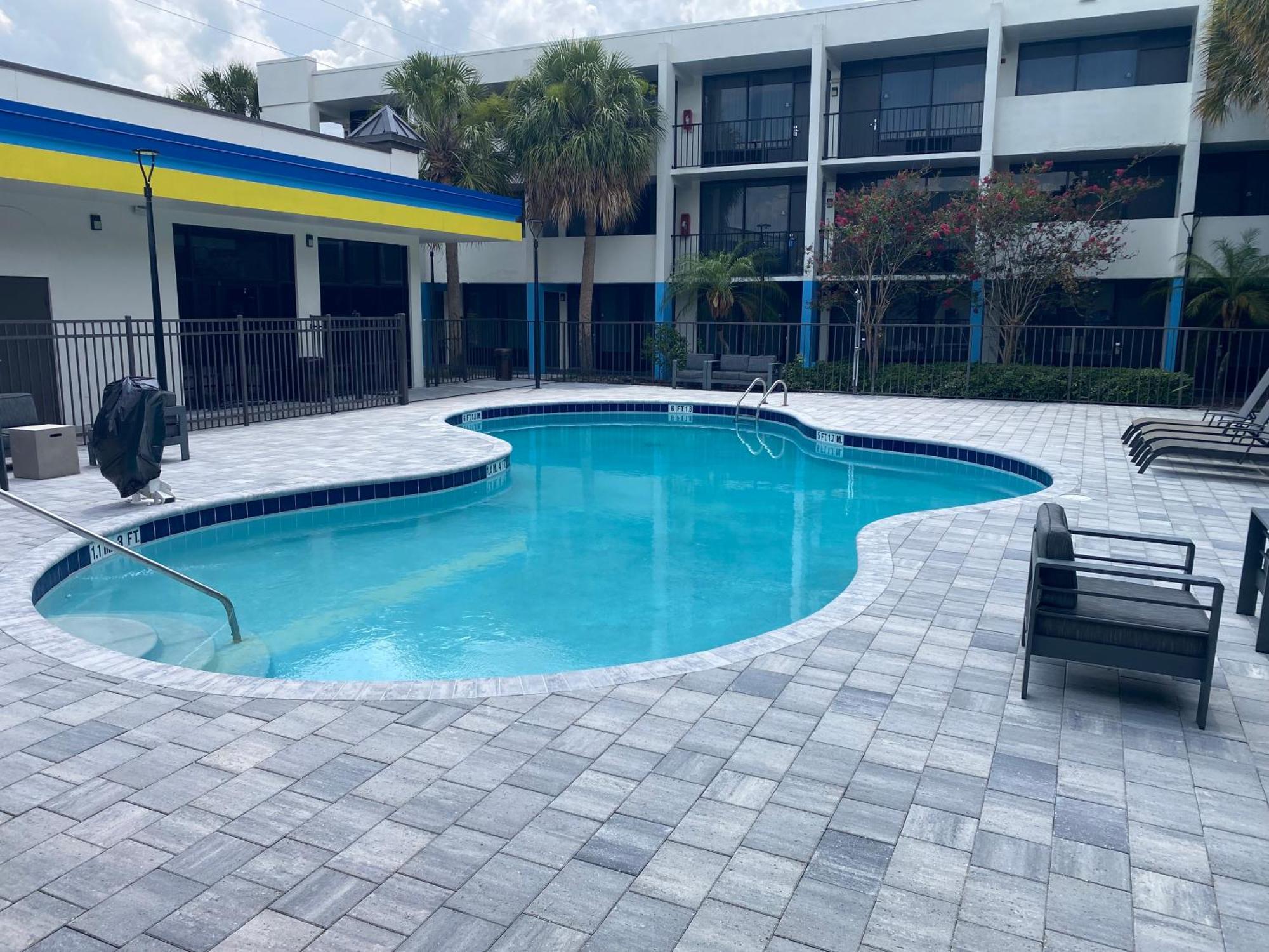 Days & By Wyndham Airport 2* Orlando